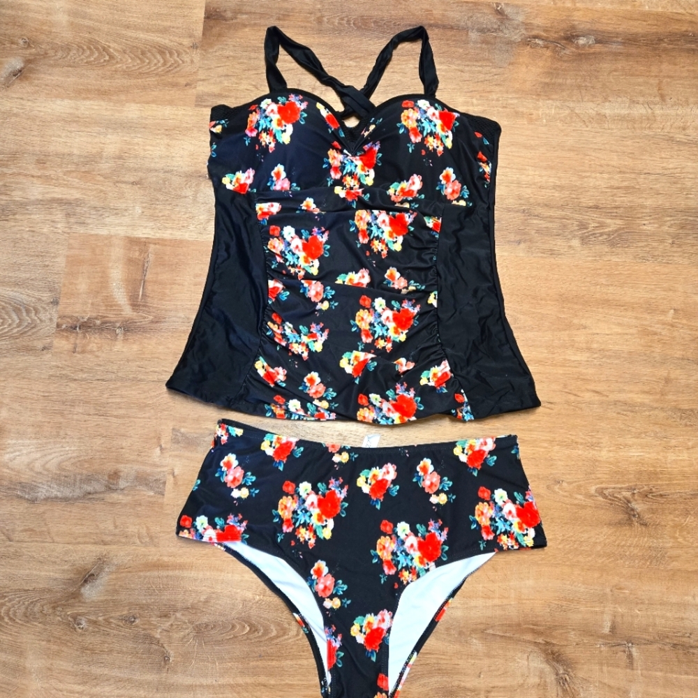 Black Floral Tankini Set with Red Accent - Unbranded